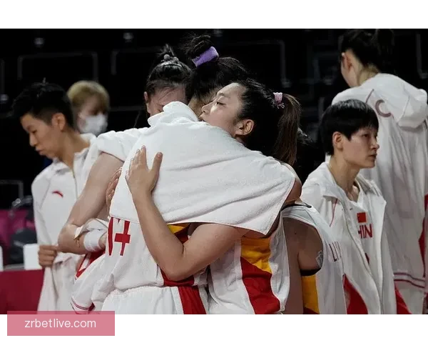 队友助攻风车扣篮得9分 未来我要更炫酷的扣篮来引领风潮